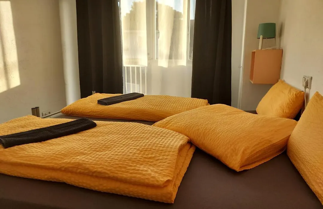 Hostal Residencia Orsi-1